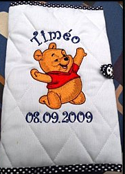 baby pooh machine embroidery design